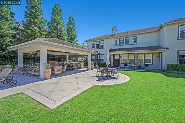 120 Tamarind Ln, Danville CA: https://media.crmls.org/mediaz/6c4676e0-07d6-4e03-ae89-46af5e6fb2be.jpg