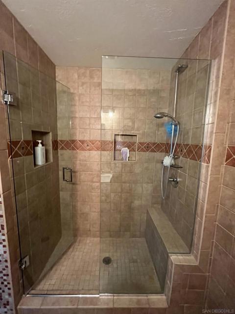 10790 Riderwood Ter, Santee CA: https://media.crmls.org/mediaz/6c46c74e-2fe3-4e18-972d-4e19cfc97bfc.jpg