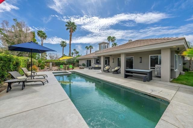 73112 Bel Air, Palm Desert CA: https://media.crmls.org/mediaz/6c470f82-3566-4f5b-9d65-f6dfdae0f2bc.jpg