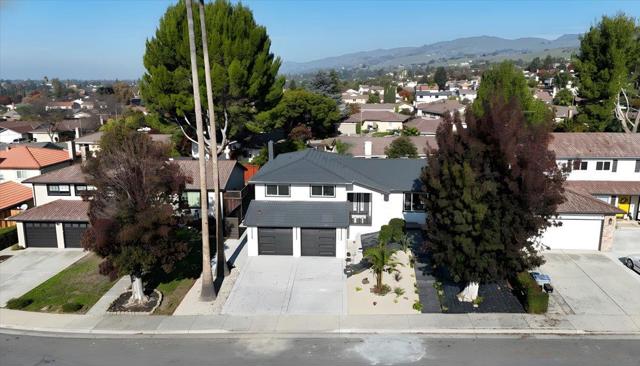 3343 Quesada Drive, San Jose CA: https://media.crmls.org/mediaz/6c474f69-942d-437f-ade3-e12ffc1c5e98.jpg