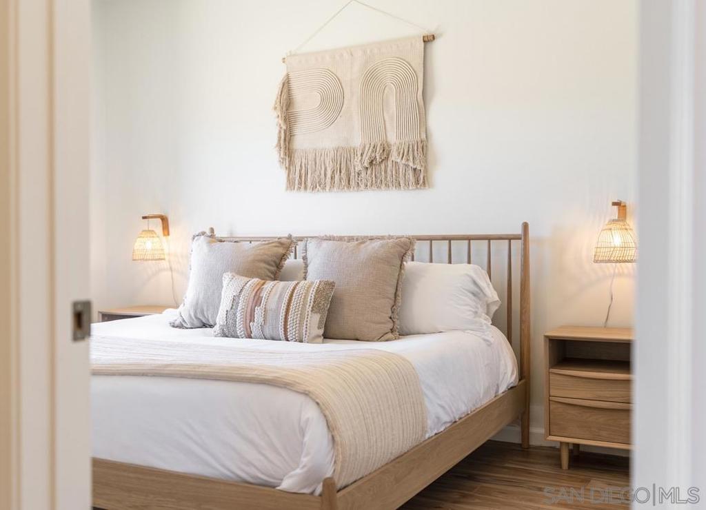 MLS #250040901SD image #23