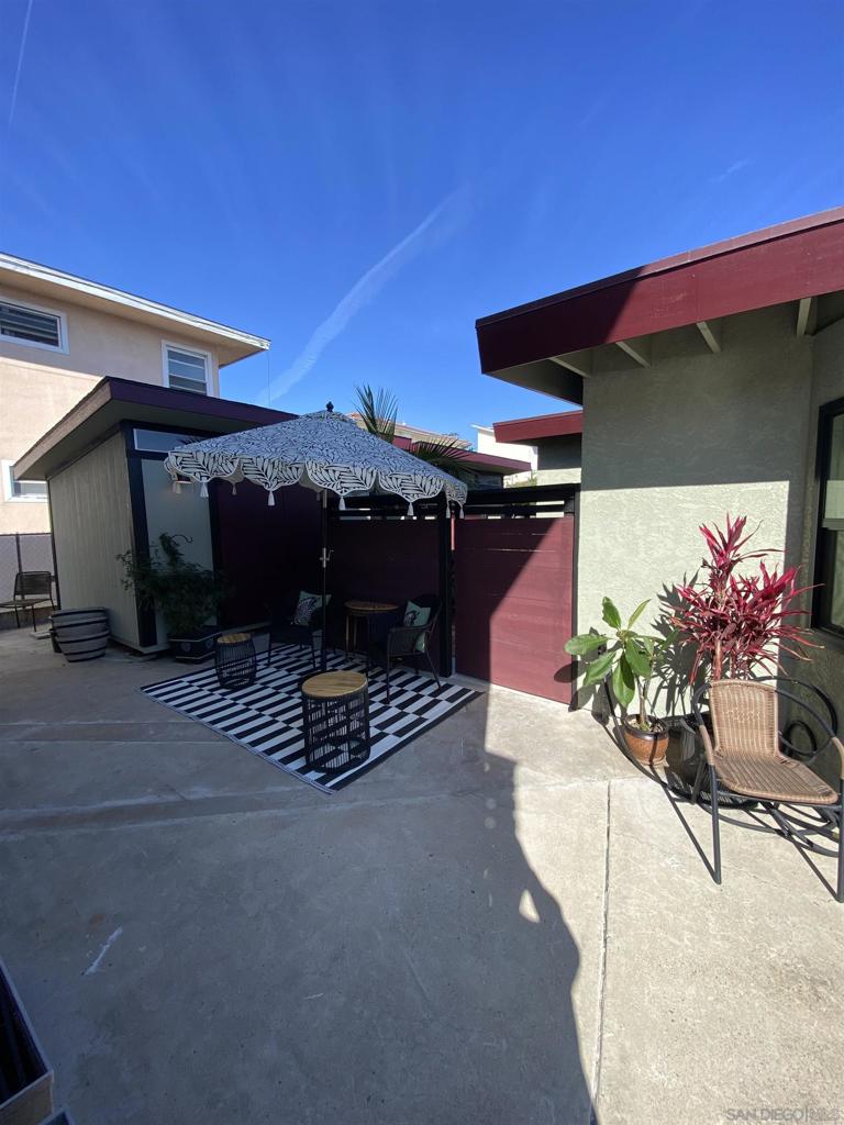 3042 Newell Dr - photo 4