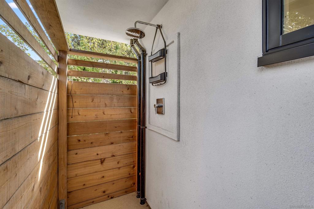 MLS #250031542SD image #39