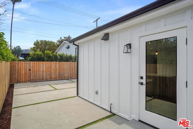 4130 VERDUGO VIEW Drive, Los Angeles CA: https://media.crmls.org/mediaz/6c4c26d4-e35e-42b3-b4b0-57ce0e12c73b.jpg