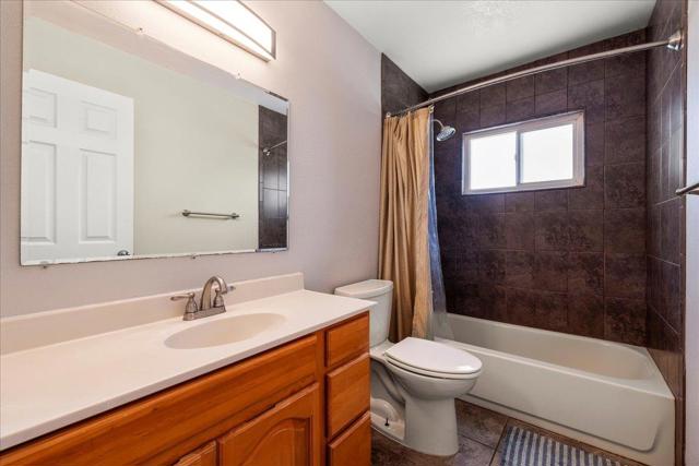 192 Castillon Way, San Jose CA: https://media.crmls.org/mediaz/6c4c7294-a1b2-417f-b7fa-eb85b150afd1.jpg