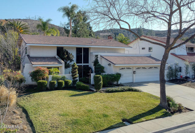 1568 Aspenwall Road, Westlake Village CA: https://media.crmls.org/mediaz/6c4cb1e7-b549-467c-af94-485682a8b734.jpg