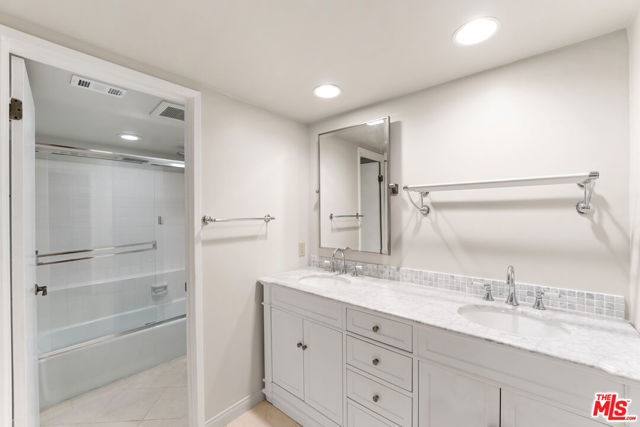 Drew Fenton | 17087 Palisades Circle Pacific Palisades CA | MLS: 7324465