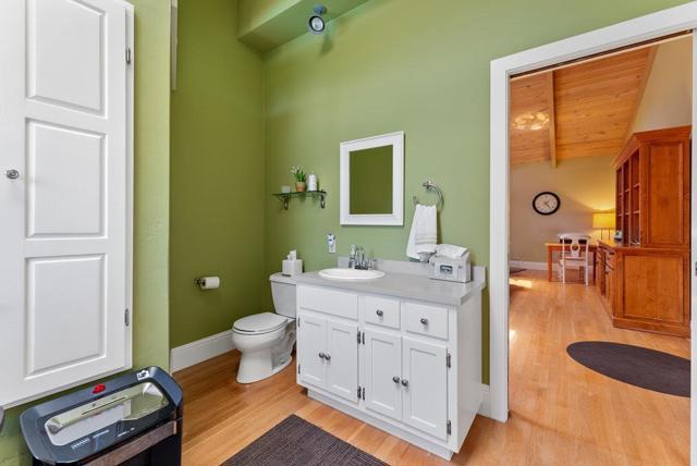 455 Calle Del Sol, Aptos CA: https://media.crmls.org/mediaz/6c4f1c64-6b49-4270-aa3a-e63a082a3c24.jpg