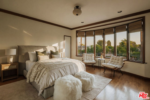 6 Bed Home for Sale in Santa Monica, California