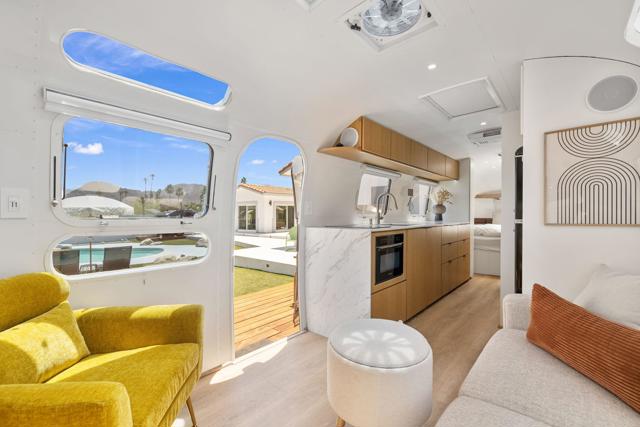 73298 Buckboard Trail, Palm Desert CA: https://media.crmls.org/mediaz/6c4f59c0-a910-4eeb-975c-8b717c74d5dc.jpg