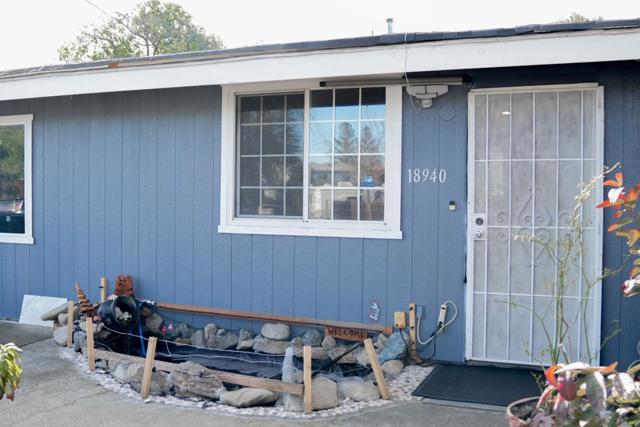 18940 Loree Avenue, Cupertino CA: https://media.crmls.org/mediaz/6c4f78c0-391b-425a-ac67-9e0c3d4fddfc.jpg