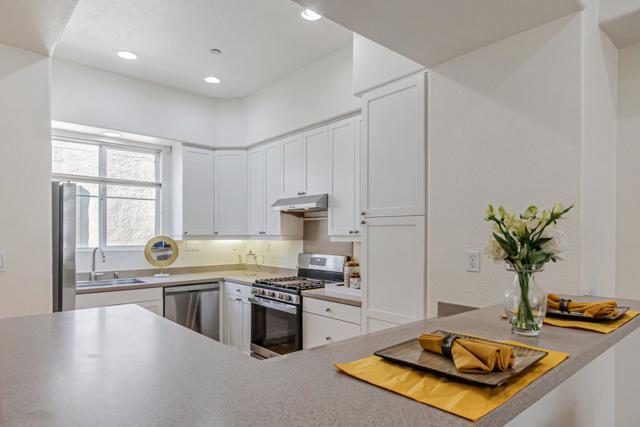 39 Cloud Walk, Milpitas CA: https://media.crmls.org/mediaz/6c51e62c-35f0-4bd0-85d0-e8f57aaab58d.jpg