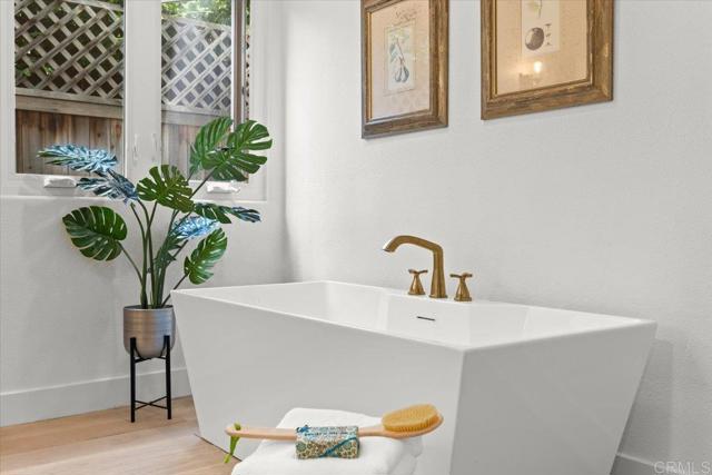 Image 23 of 39 For 15430 Pimlico Corte