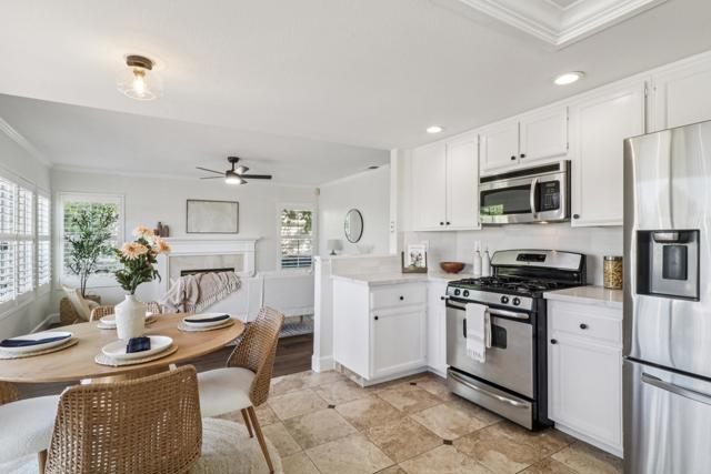 Detail Gallery Image 13 of 43 For 653 Montage Rd, Oceanside,  CA 92057 - 3 Beds | 2/1 Baths