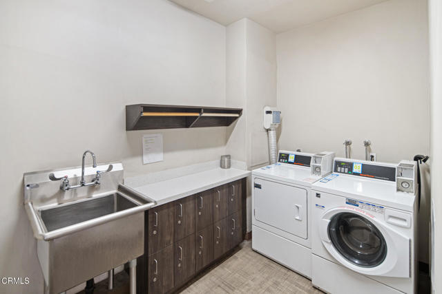 Detail Gallery Image 25 of 27 For 960 San Pasqual St #210,  Pasadena,  CA 91106 - 2 Beds | 3 Baths