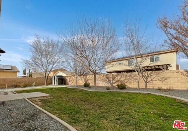 8823 Mora Court, Lancaster CA: https://media.crmls.org/mediaz/6c542748-0131-4ce7-aac0-c575ffd3f89f.jpg