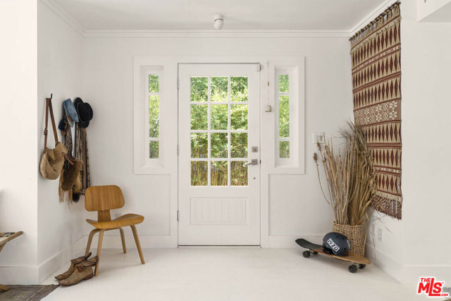 906 Nowita Place photo 6