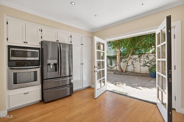 7748 Paso Robles Street, Ventura CA: https://media.crmls.org/mediaz/6c5822a6-5b57-4dd0-a1a1-d1f99d47c8a6.jpg