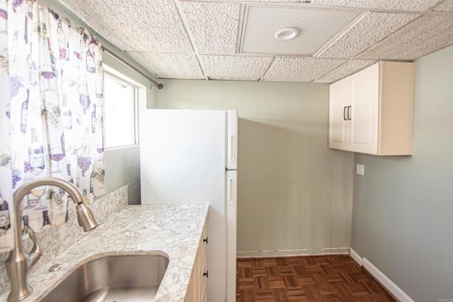 1010 Bobier Dr E, Vista CA: https://media.crmls.org/mediaz/6c5abc35-868a-4096-afa0-9cafd41adc4b.jpg
