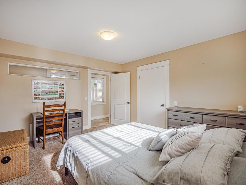 6C5B5513 8532 460A B248 Ab4E16A86176 2735 Monterey Avenue, Soquel, Ca 95073 &Lt;Span Style='BackgroundColor:transparent;Padding:0Px;'&Gt; &Lt;Small&Gt; &Lt;I&Gt; &Lt;/I&Gt; &Lt;/Small&Gt;&Lt;/Span&Gt;