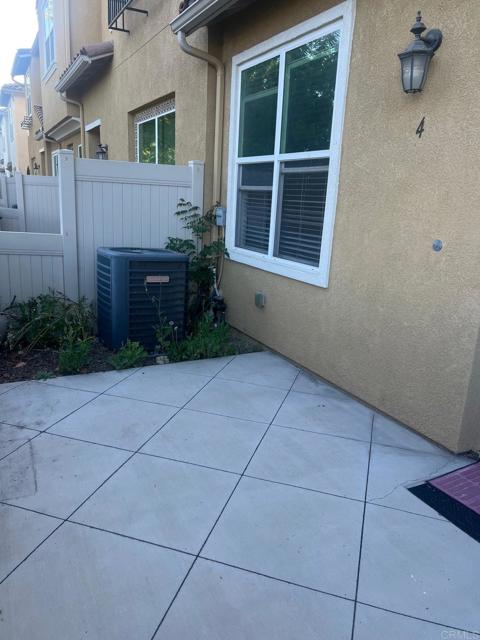 1345 Santa Diana Road, Chula Vista CA: https://media.crmls.org/mediaz/6c5b9958-3138-409b-83f3-d3964b689874.jpg