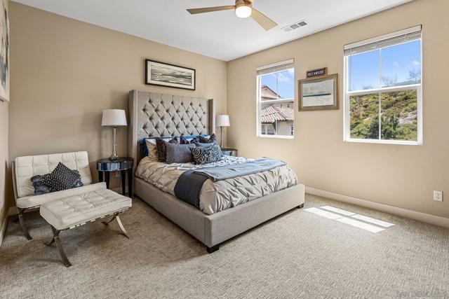 4347 Harbor Way, Oceanside CA: https://media.crmls.org/mediaz/6c5c03b1-3f05-4db3-86bf-1e403099f5ff.jpg