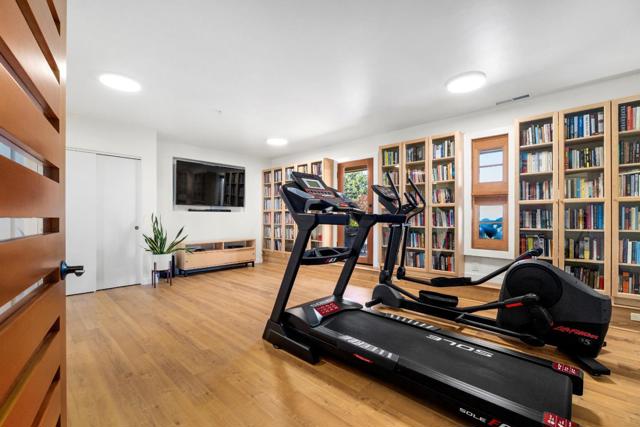 1081 Avocado Road, Watsonville CA: https://media.crmls.org/mediaz/6c5c51d5-1286-4c45-a4cd-581a9537a6f4.jpg