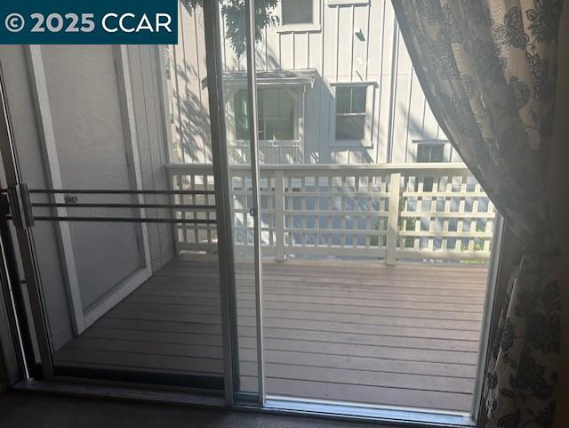 2723 Oak Rd, Walnut Creek CA: https://media.crmls.org/mediaz/6c5c5c97-e9d6-4709-8faf-5ac6c0856cdf.jpg