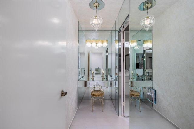 19 Colgate Drive, Rancho Mirage CA: https://media.crmls.org/mediaz/6c5cfb51-437a-40a7-a01a-8fc705ad5d8e.jpg