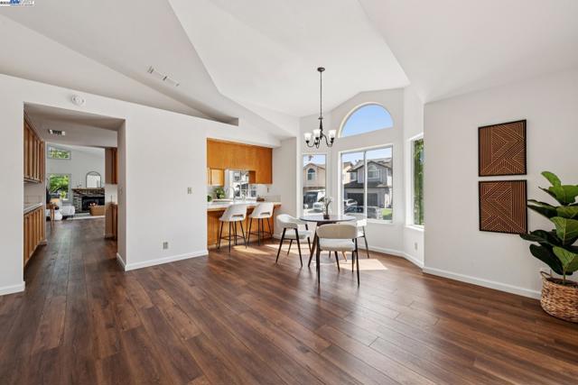 4415 Folsom Dr, Antioch CA: https://media.crmls.org/mediaz/6c5d4856-33a7-42ef-8527-670c52c0c478.jpg