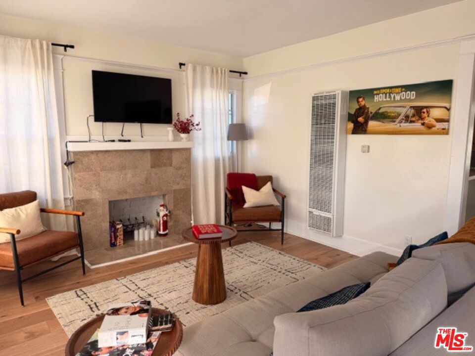 510 N St Andrews Place