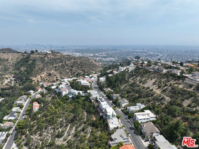 2437 Apollo Drive, Los Angeles, California 90046, 4 Bedrooms Bedrooms, ,4 BathroomsBathrooms,Single Family Residence,For Sale,Apollo,24401023