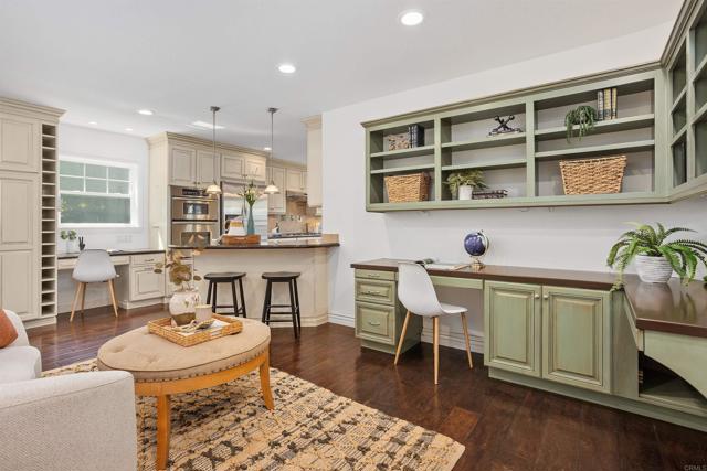 Detail Gallery Image 14 of 30 For 3664 Lorimer Ln, Encinitas,  CA 92024 - 5 Beds | 4 Baths