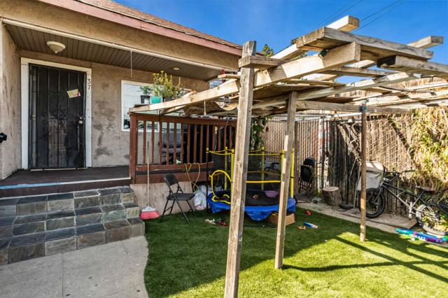 37 Union Street, San Jose CA: https://media.crmls.org/mediaz/6c5debae-b067-45f8-afa4-0d7aa85e4efd.jpg