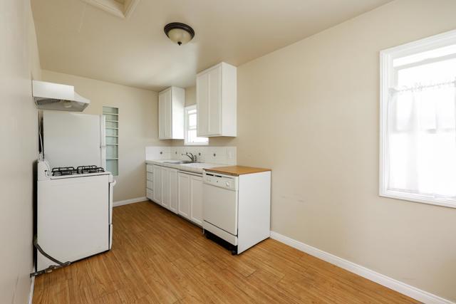 4662 Bancroft, San Diego CA: https://media.crmls.org/mediaz/6c5ee731-de51-44eb-945f-23aba5d00b6f.jpg