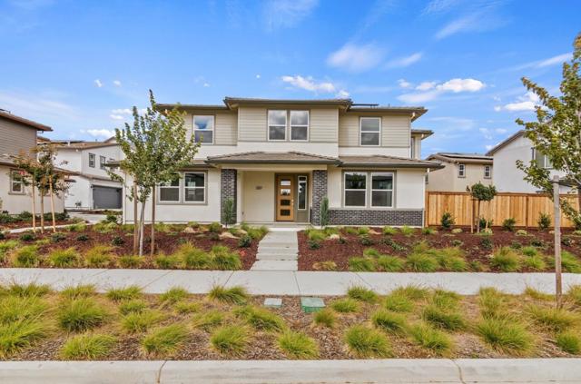 2517 Lake Club Drive, Fairfield CA: https://media.crmls.org/mediaz/6c5f27e1-12ce-4778-9c5b-11f4d7f92e31.jpg