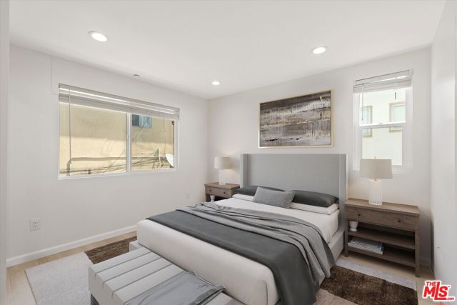 1409 N Hobart Boulevard, Los Angeles CA: https://media.crmls.org/mediaz/6c6069c3-30f5-4ade-952b-2df7764b57e2.jpg