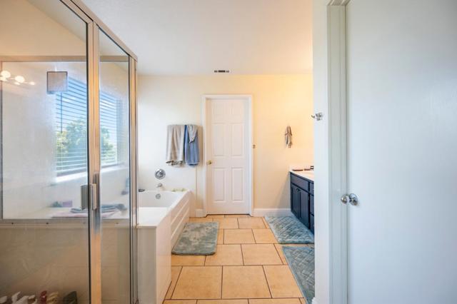 3645 Yacht Drive, Discovery Bay CA: https://media.crmls.org/mediaz/6c616b44-af89-44f0-8dbc-afd51f33c979.jpg