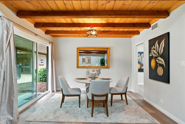 Detail Gallery Image 6 of 40 For 5123 Caroli Ln, La Canada Flintridge,  CA 91011 - 3 Beds | 2/1 Baths