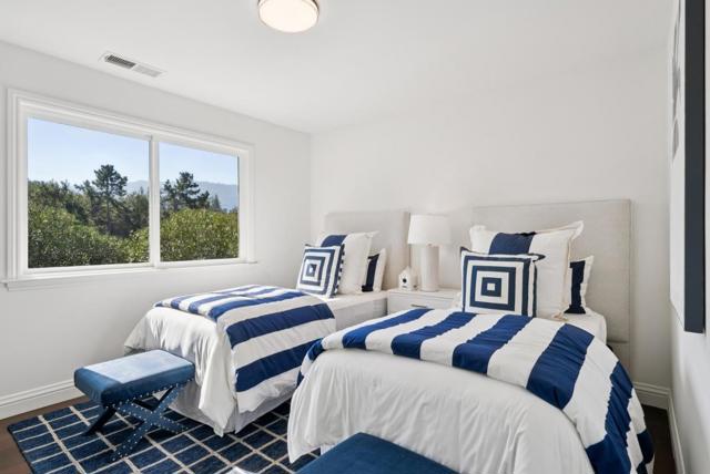 900 Highlands Circle, Los Altos CA: https://media.crmls.org/mediaz/6c623362-f185-4a86-890b-7732ee1e2b63.jpg