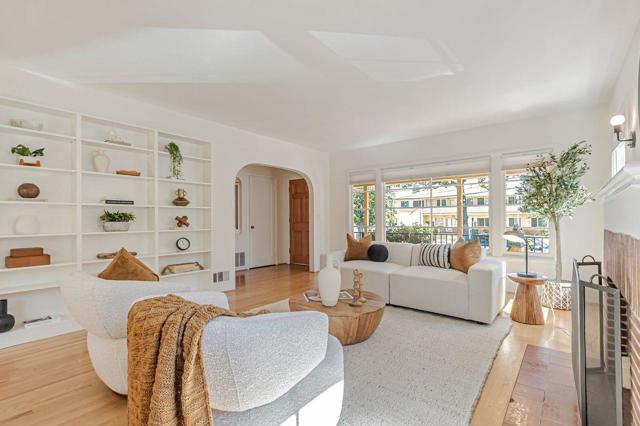 991 E Taylor Street, San Jose CA: https://media.crmls.org/mediaz/6c62c9b8-323e-40ae-af4f-ffd57f4e36ca.jpg