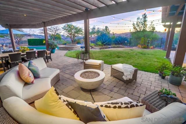 8457 Lower Scarborough, San Diego CA: https://media.crmls.org/mediaz/6c63a7ba-4612-410d-8132-878084c319ce.jpg