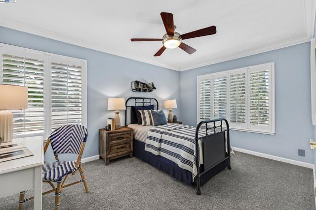519 Ellesmere Dr, Walnut Creek CA: https://media.crmls.org/mediaz/6c63c0dc-c352-4f25-b0d2-4ca58ee89c28.jpg