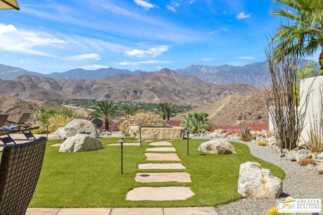 25 Santa Rosa Mountain Lane, Rancho Mirage, CA 92270