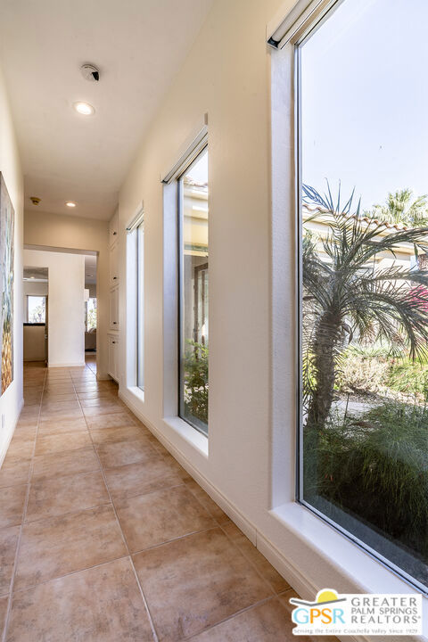 55586 Southern, La Quinta CA: https://media.crmls.org/mediaz/6c65462f-9e72-49ae-8093-620be2b45a6f.jpg