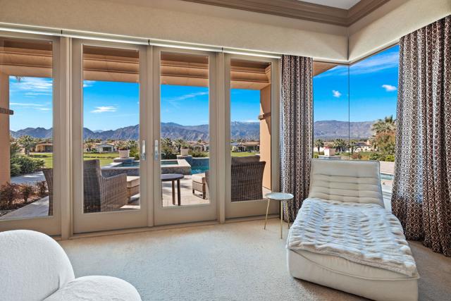 75741 Via Stia, Indian Wells CA: https://media.crmls.org/mediaz/6c655a30-1080-4b43-9223-29fa75a7e152.jpg