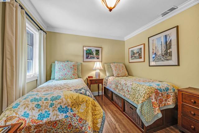 203 Roberta Ave, Pleasant Hill CA: https://media.crmls.org/mediaz/6c660292-bb0e-4d91-9fa6-9d7e6aa8730f.jpg