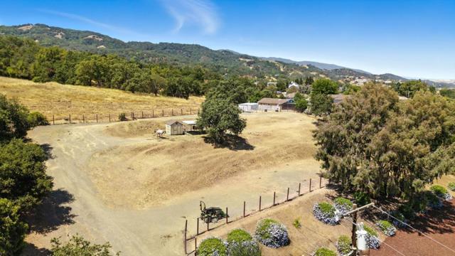 19541 Almaden Road, San Jose CA: https://media.crmls.org/mediaz/6c66151e-43c1-4990-bb73-332d9c3aee7b.jpg