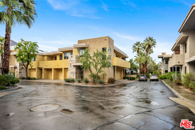 910 East Palm Canyon Drive, 102, Palm Springs