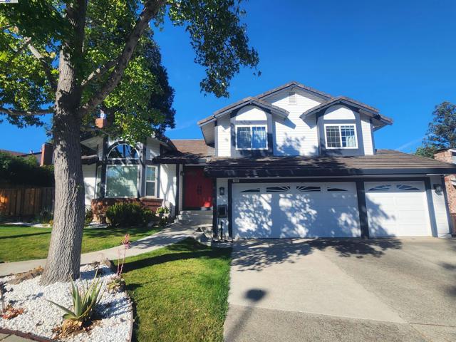 1127 Mataro Ct, Pleasanton CA: https://media.crmls.org/mediaz/6c6850e1-27aa-44d2-9906-b518616ebc26.jpg